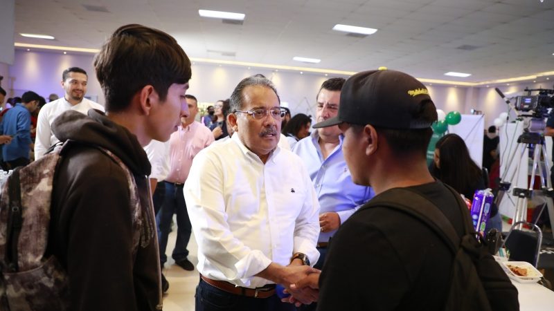 REALIZA ESCOBEDO «CHAMBATÓN VOL. 4»; OFERTAN EMPLEOS 80 EMPRESAS