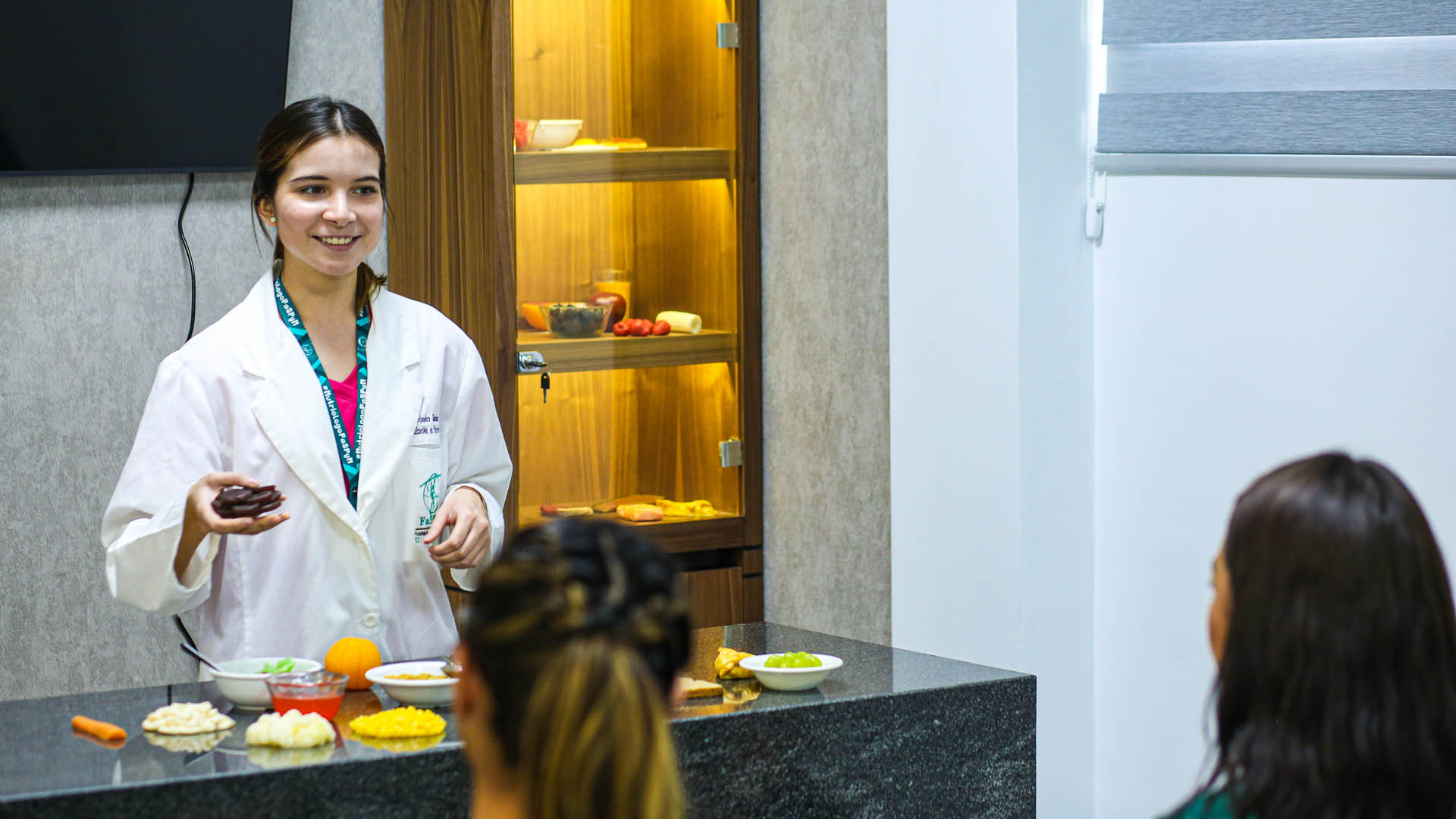 CONCIENTIZA UANL SOBRE REPERCUSIONES DE LA OBESIDAD EN LA SALUD