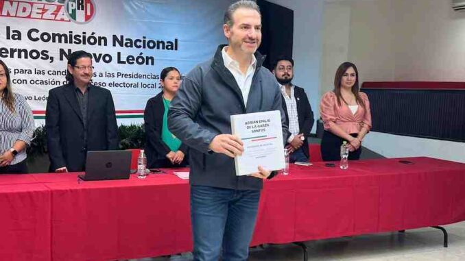 VA ADRIÁN POR ALCALDÍA DE MONTERREY