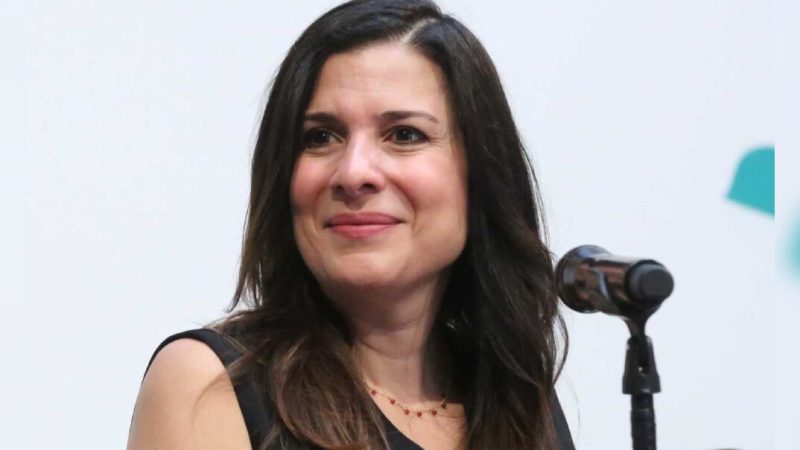 NIEGA LORENIA DIFAMAR A MAURICIO