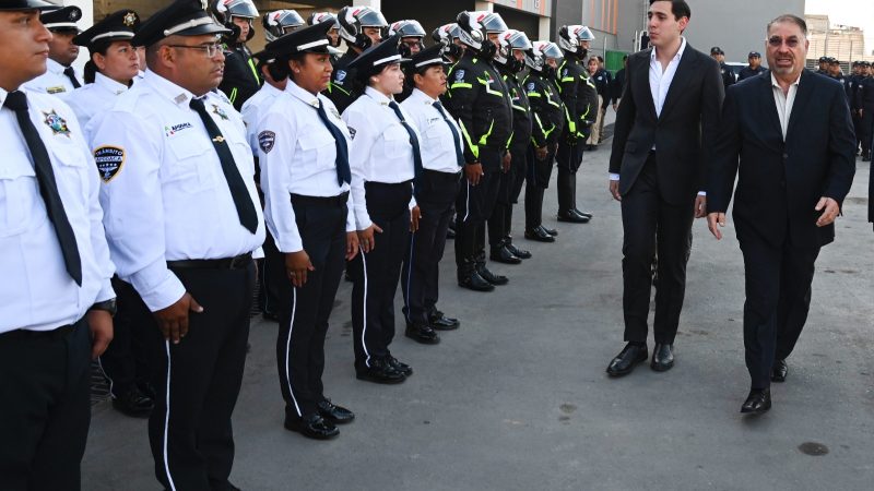 RECONOCE CÉSAR  A POLICÍAS POR MEJORAR SEGURIDAD EN PRIMEROS 100 DÍAS
