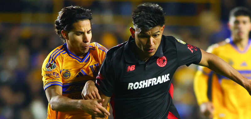 Con uno menos, Tigres se queda cerca del triunfo sobre Toluca