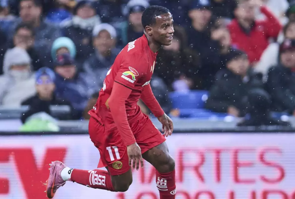 Toluca inicia la defensa de su corona con victoria a domicilio