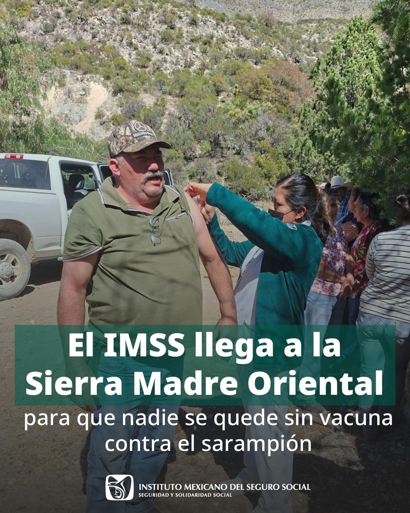 Brigada del IMSS en NL vacuna a habitantes de la Sierra Madre Oriental