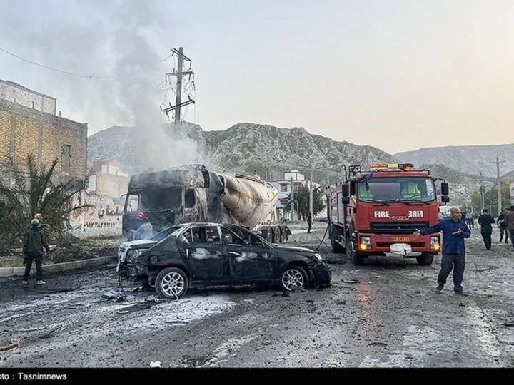 El ataque a Irán se salda con más de 200 víctimas y la confirmación de Trump de la muerte del líder supremo