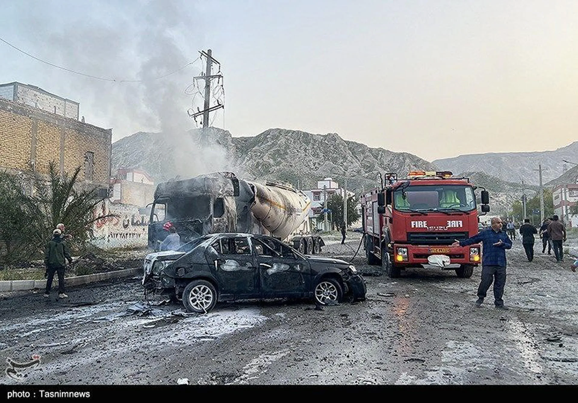 El ataque a Irán se salda con más de 200 víctimas y la confirmación de Trump de la muerte del líder supremo