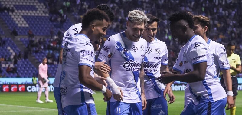 Victoria de media semana para Puebla y Rayados