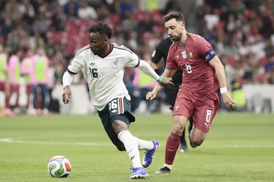 0-0. México sobrevive al acoso de Portugal y empata sin goles en el Estadio Azteca