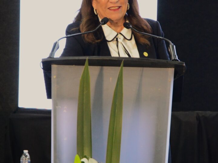 Adultos mayores, discriminados por el sistema bancario, revela Judith Díaz