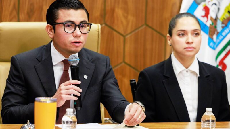 Félix Arratia pide licencia como alcalde de Juárez, NL