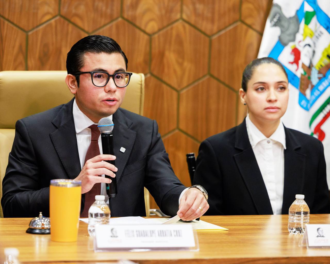 Félix Arratia pide licencia como alcalde de Juárez, NL