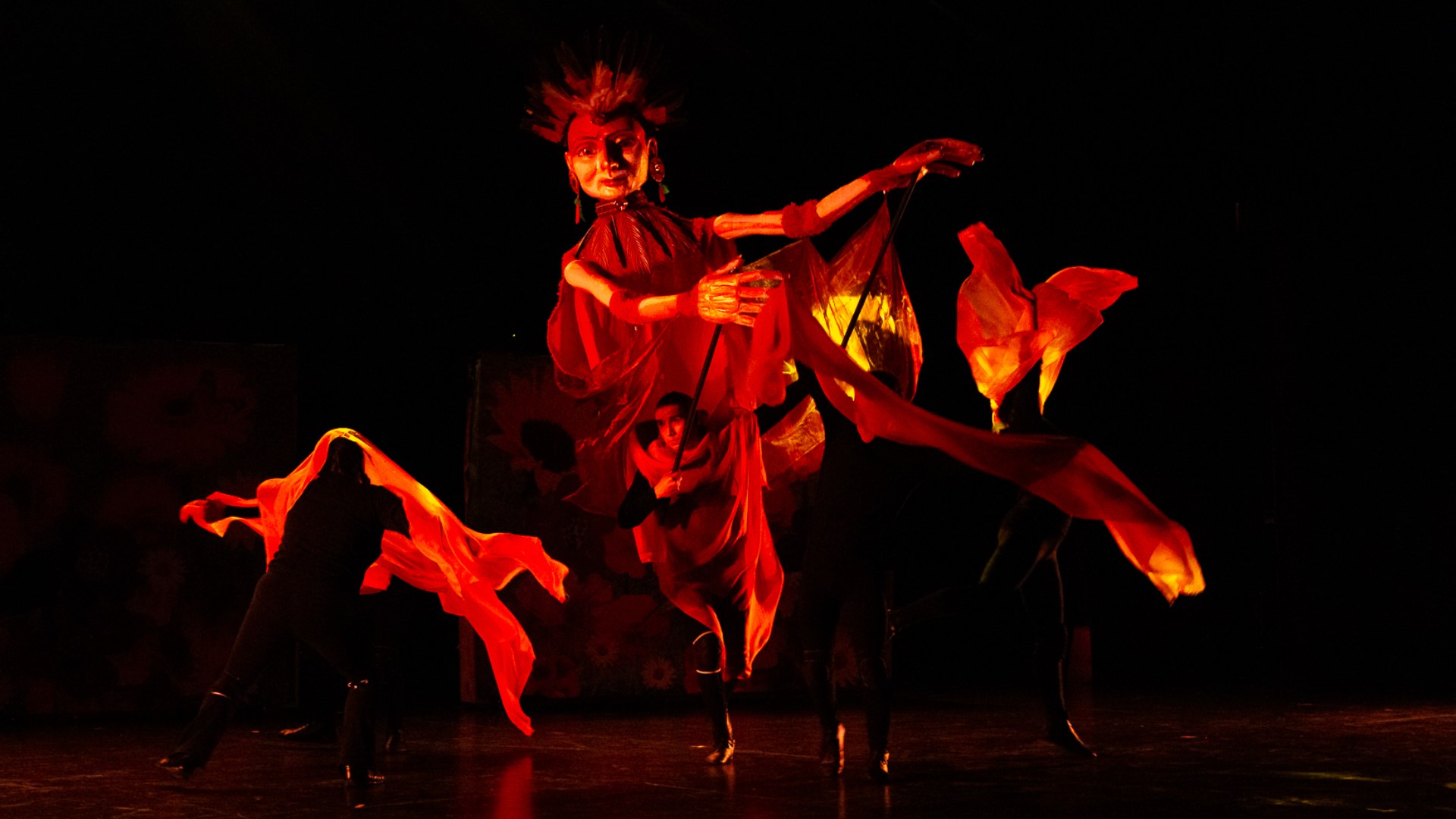 UANL recibe compañía de títeres y payasos de Chile con funciones, talleres y espectáculos