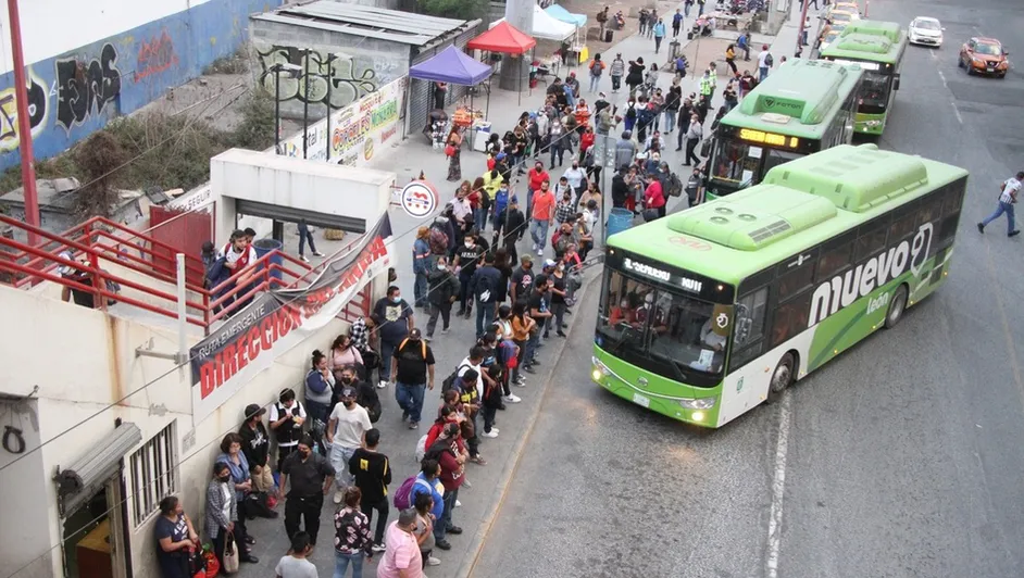Rechaza Waldo aumento en transporte, pide subsidiar tarifas y volver al metro gratis los domingos