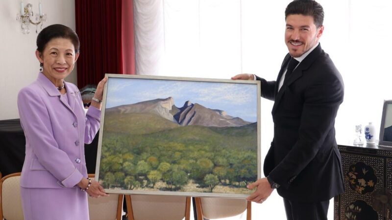 Se reúne Samuel García con princesa de Japón, Hisako de Takamado y la invita a partido Japón-Tunez