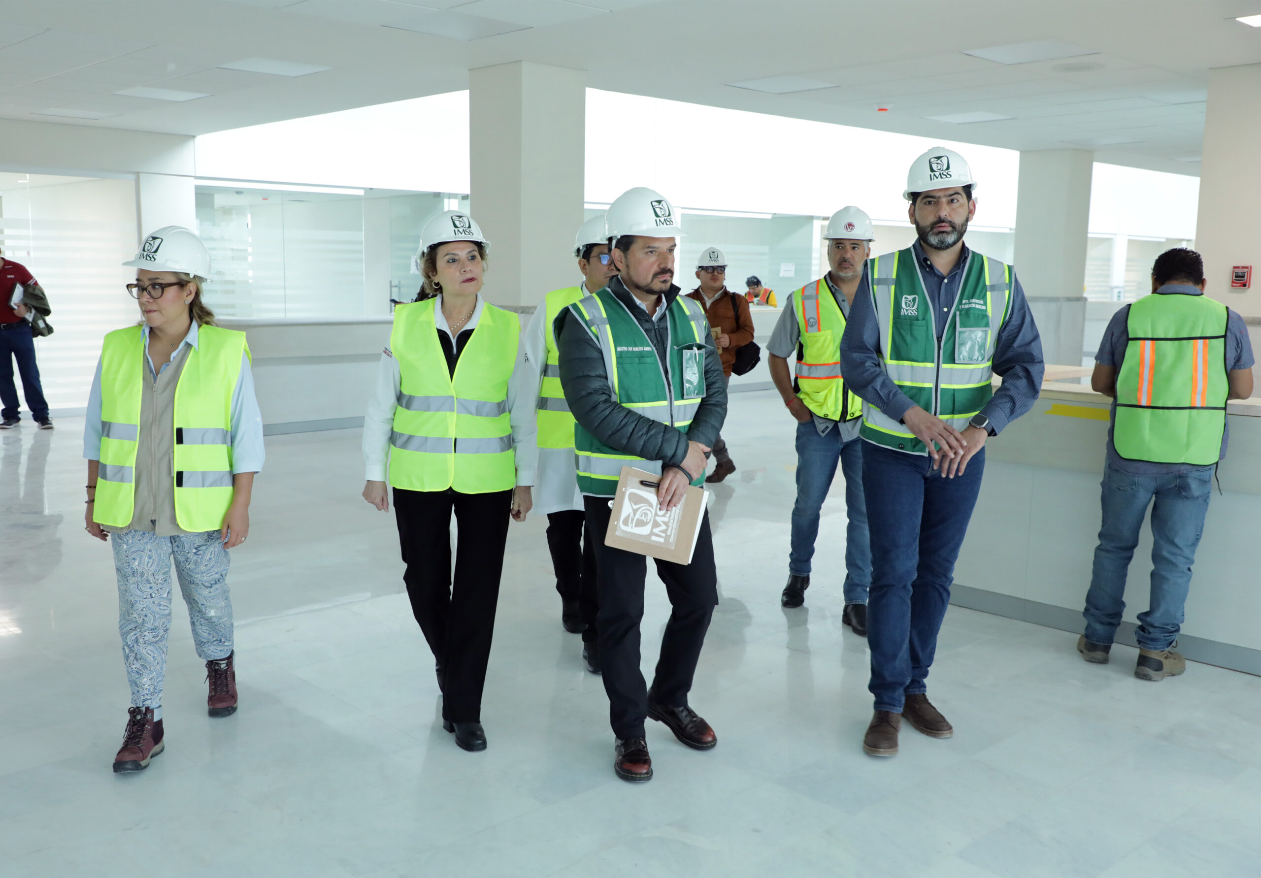 Director del IMSS supervisa avance de UMF 10+5 “Benito Juárez” en Nuevo León para beneficio de 70 mil derechohabientes