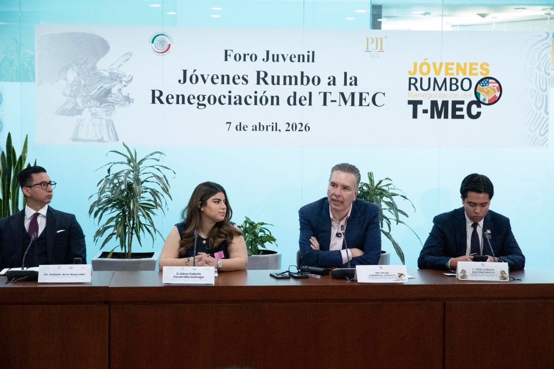 Van bien negociaciones del T-Mec, 93 por ciento de las empresas lo apoyan : Waldo