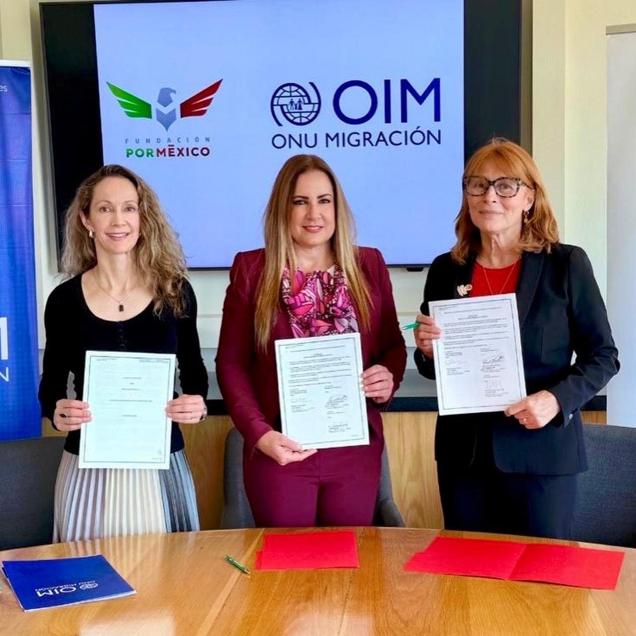 Atestigua Tatiana Clouthier acuerdo para apoyar a migrantes en materia educativa y de empleo