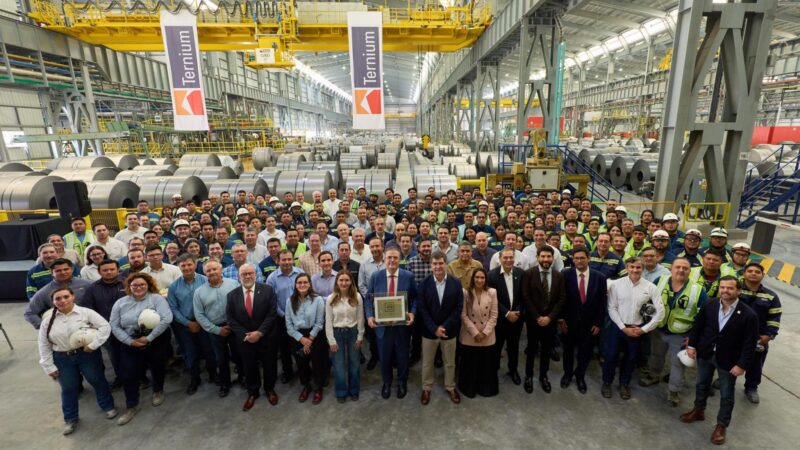 Visita Marcelo Ebrard, planta de Ternium en Pesquería, donde se invierten 7 ml 500 mdd