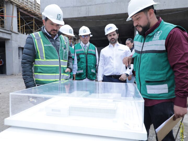 Visita director general del IMSS obra de ampliación y remodelación de la UMF No. 15 en Monterrey