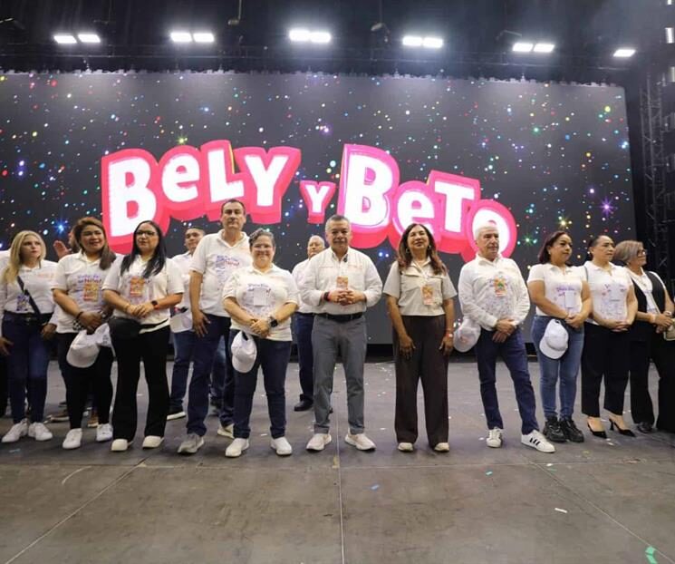 Con show de Bely y Beto Sección 21 del SNTE celebra a los niños