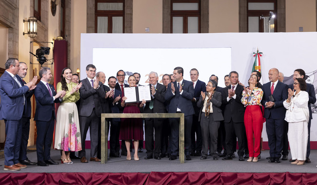 Encabeza CSP firma de acuerdo para fomento de industria siderúrgica; Ternium anuncia inversión de 8 mil mdd en acería