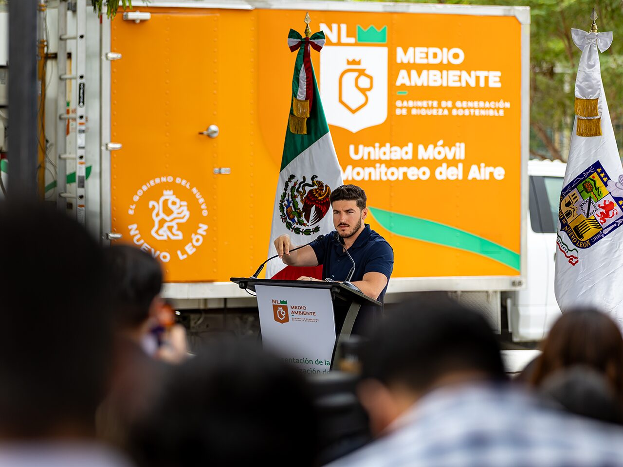 Anuncia Samuel García, Uber y DiDI, podrán operar en nel Aeropuerto Internacional de Monterrey