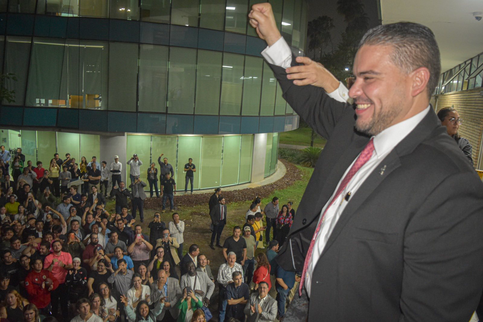David Castillo es electo director de la FACDYC de la UANL