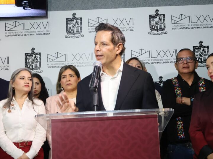 MORENA NL pide juicio político contra Samuel García por desvío de recursos y conflicto de intereses