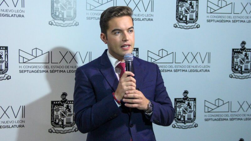Diputado Jesús Elizondo se suma a la carrera morenista por NL