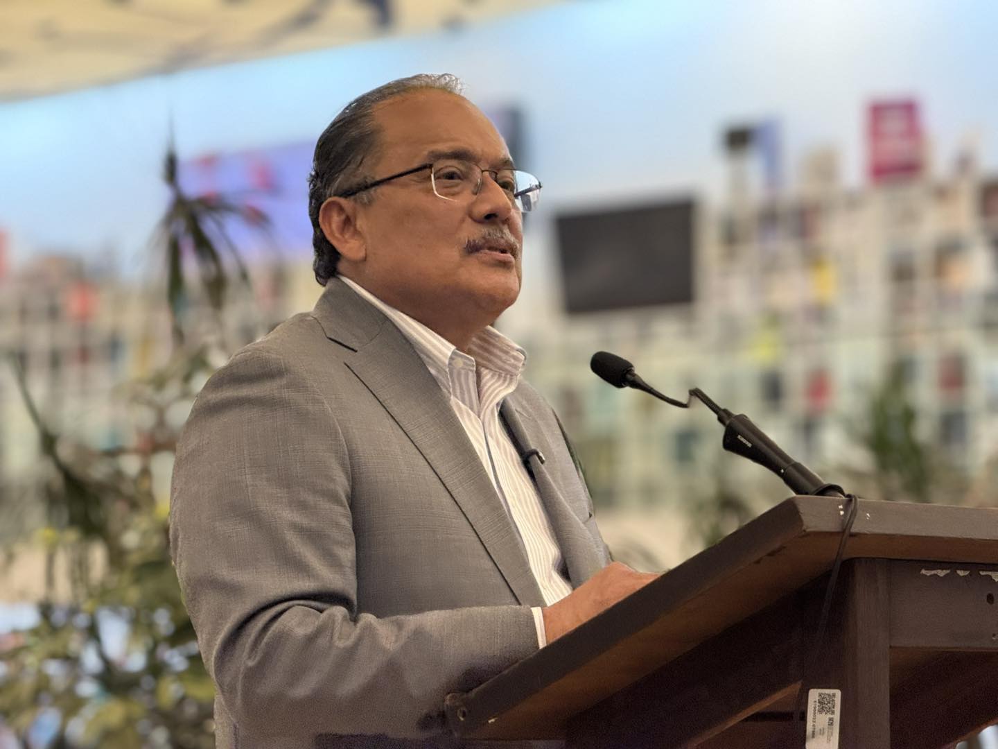 Encabeza Mijes Llovera festejos por Bicentenario natal de Mariano Escobedo en CDMX
