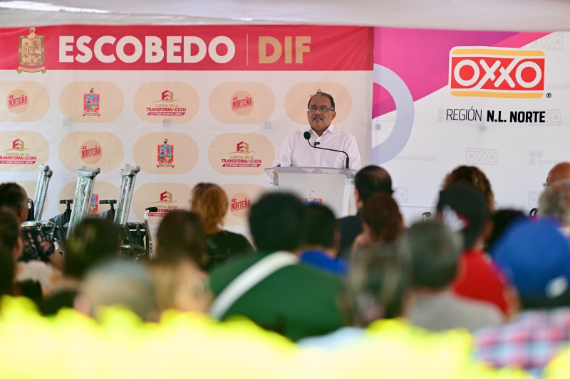 Entregan en Escobedo más de 400 aparatos ortopédicos