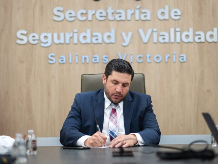 Denuncian al alcalde y Secretario de Seguridad de Salinas Victoria porm presunta extorsión