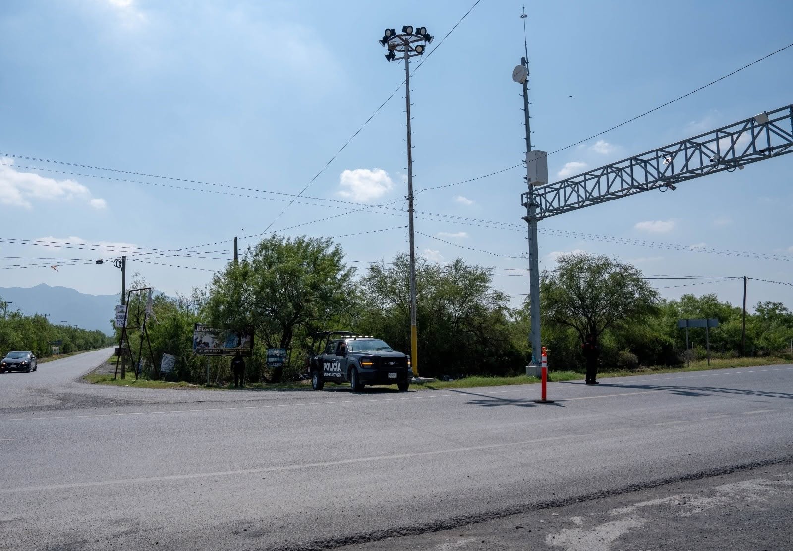 Extorsionan a transportistas en Salinas Victoria