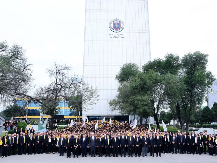 UANL celebra 55 años de autonomía