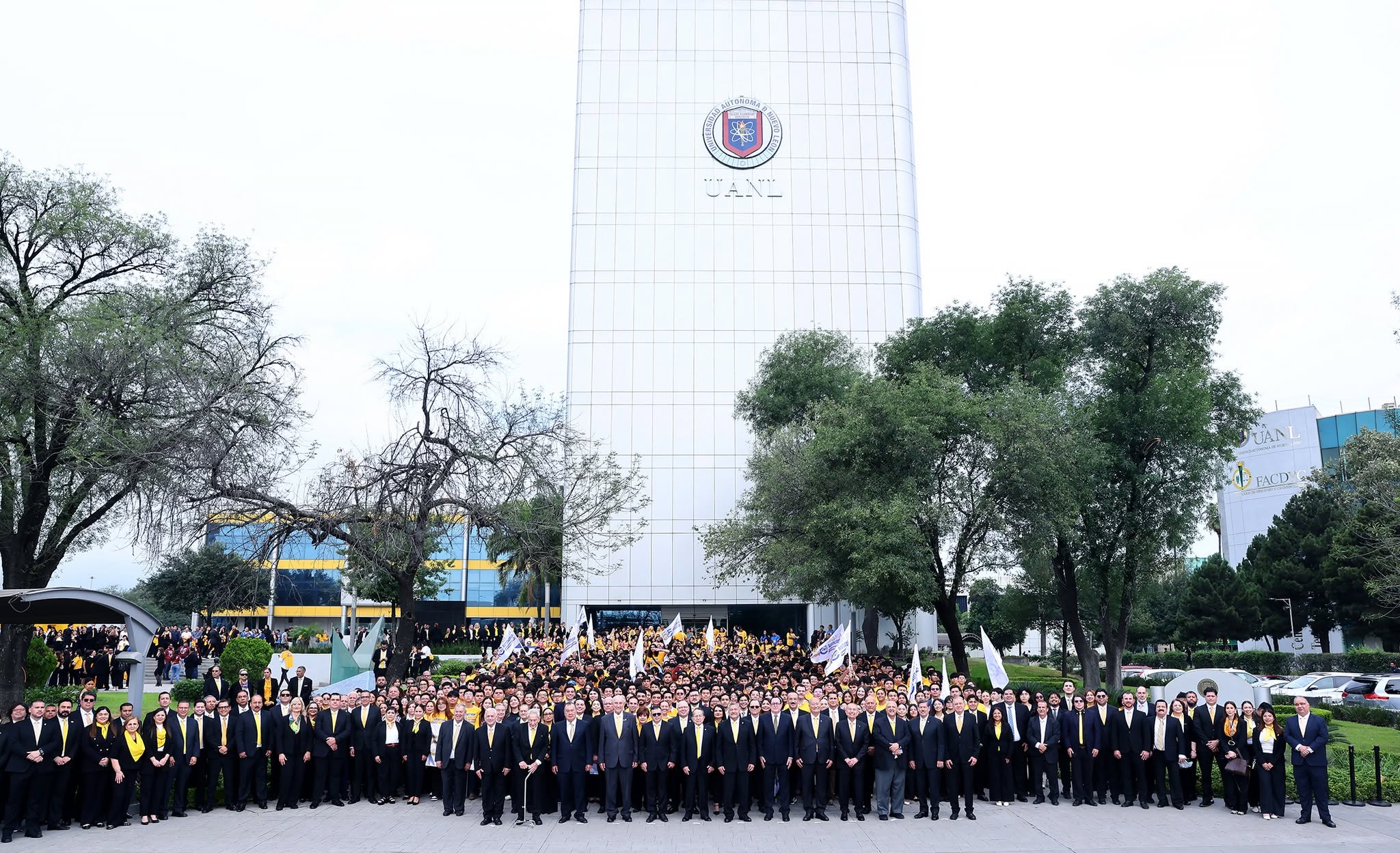 UANL celebra 55 años de autonomía