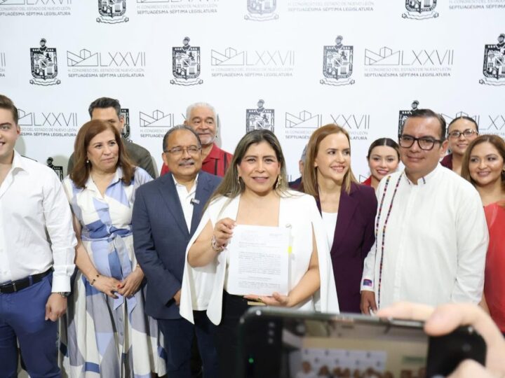 En su calidad de ciudadanos, morenistas piden juicio político contra Samuel García
