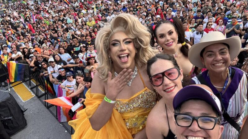 Apadrina Ximena Sariñana Marcha de la Diversidad en Monterrey
