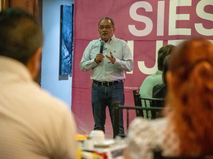 Propone Andrés Mijes solucionar de fondo problemas sociales en NL, con apoyo del magisterio