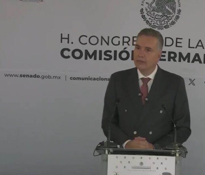 Waldo Fernándz solicita licencia en el Senado, para contender por candidatura al gobierno de NL