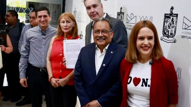 Morenistas piden al Congreso Local, prohibir licencia al Gobernador para buscar la Presidencia de México