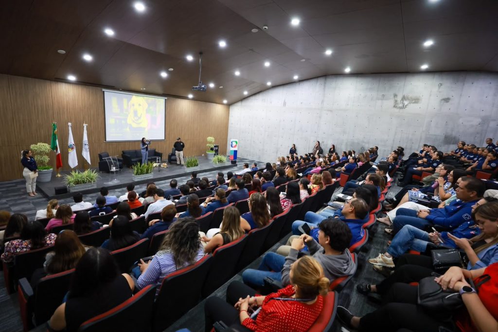 Fortalece San Pedro atención a víctimas de violencia familiar con capacitación a funcionarios