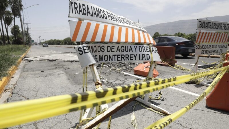 Fugas de aguas negras y trabajos inconclusos de Agua y Drenaje afectan a Escobedo