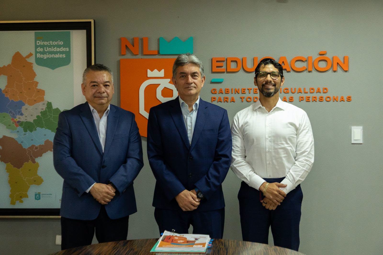 Analizan el SNTE y SE de NL Guía Operativa 2026-2027 del nuevo ciclo esolar