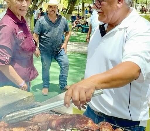 Recorre Tatiana 38 de los 51 municipios de NL