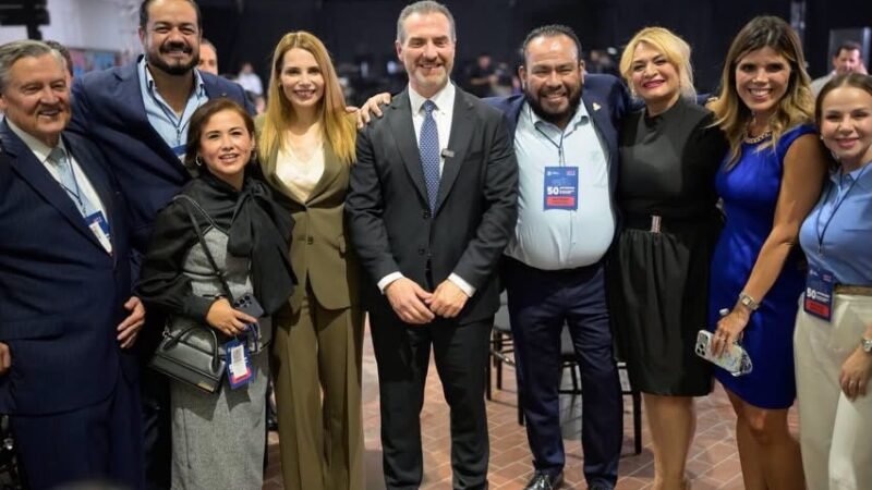 Dirigencia y militancia panista «arropan» a Adrián De la Garza para gubernatura de NL