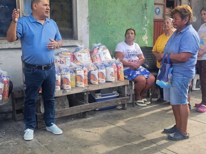 TESER va a la colonia Victoria, lleva apoyos a familias del lugar