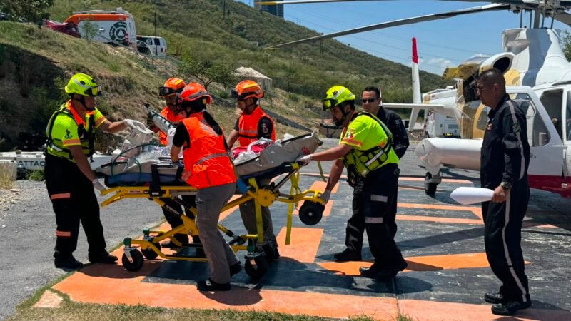 Recibe UMAE No. 21 del IMSS a paciente de 10 años con quemaduras, trasladado vía aérea de Tamaulipas a NL