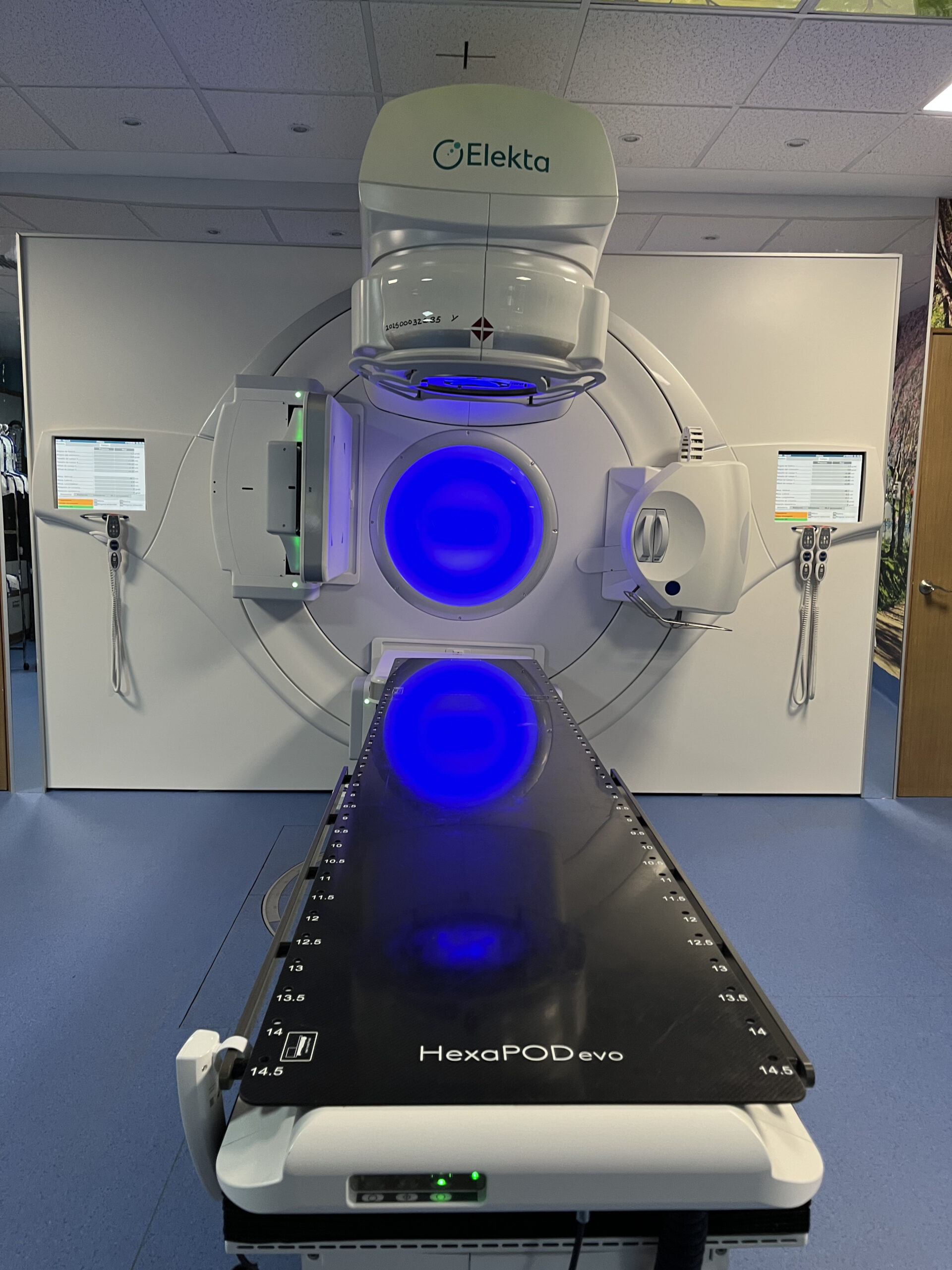 Fortalece IMSS atención contra el cáncer con nuevo acelerador lineal de alta precisión en la UMAE No. 25