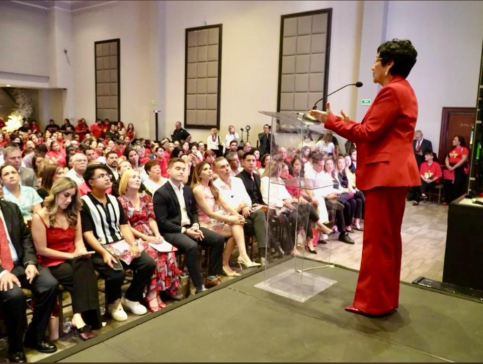 Rinde cuentas Diputada Lupita de labor legislativa y gestión social