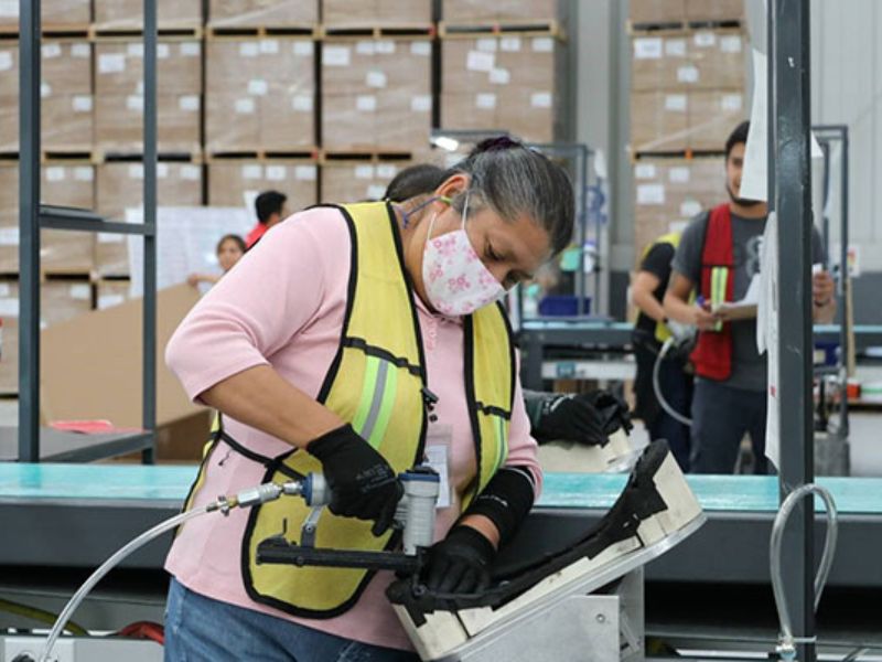 Puestos de trabajo afiliados al Instituto Mexicano del Seguro Social